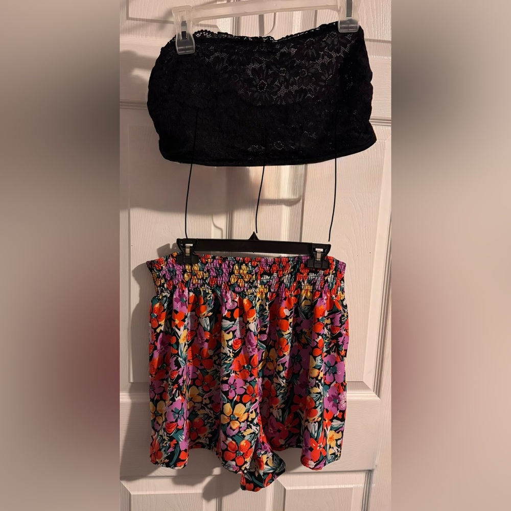 Old Navy Lace Bandeau Bralette with Floral Shorts sz 3X